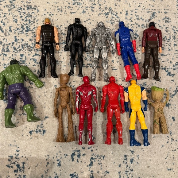 Marvel Avengers Universe 12” Action Figures With Bonus Groot Multiverse - Picture 4 of 4